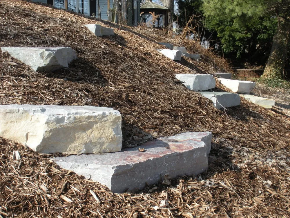 Reliable garden landscaping in Bloomington, IL by Serenity Creek Design & Landscaping