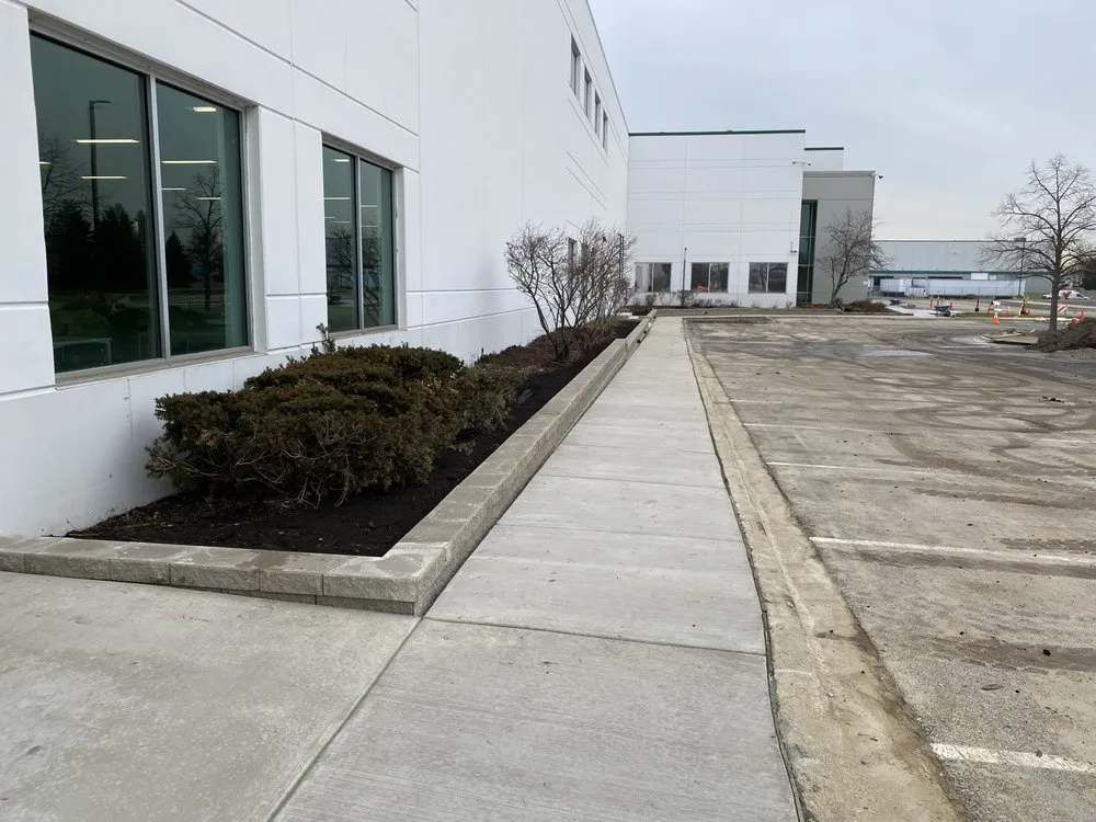 Affordable landscaping services for homes across Oakbrook Terrace, IL - Serenity Landscape Group