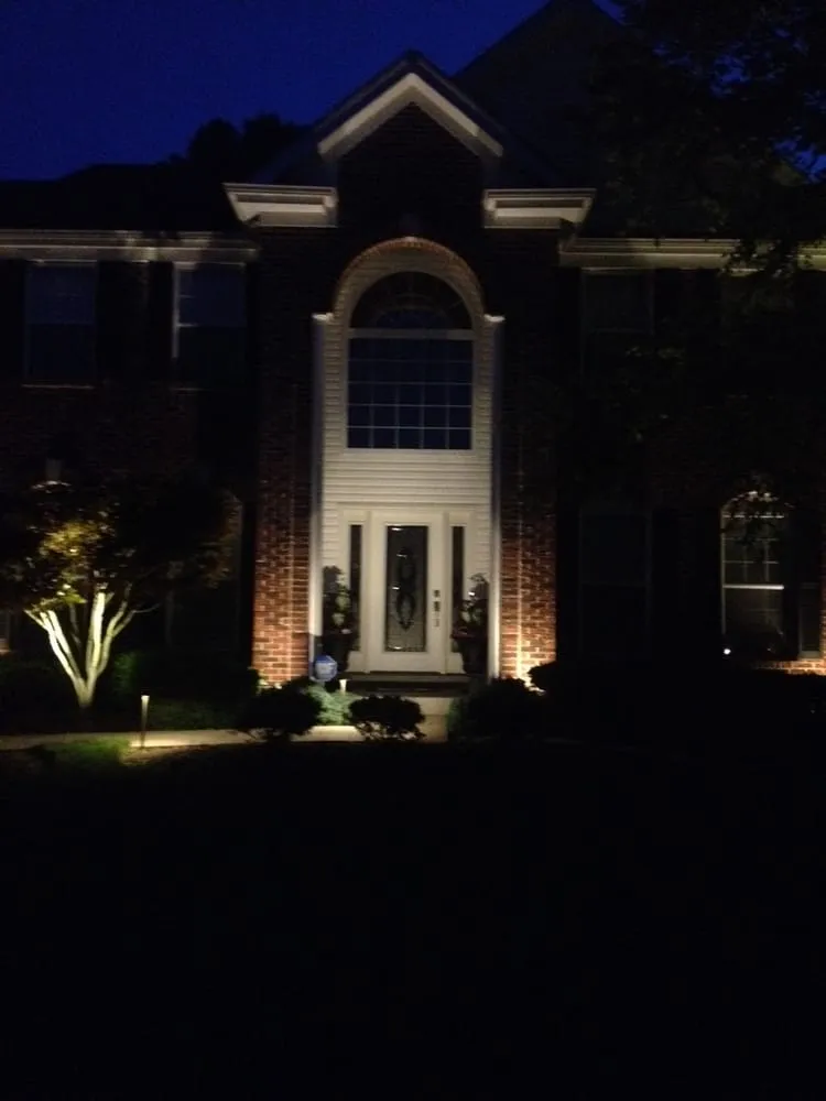 Top-rated garden landscaping in Ballwin, MO - Serenity Landscape Lighting