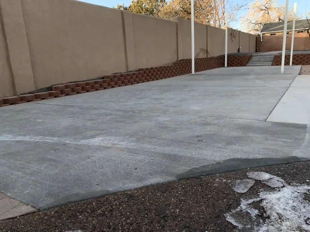 Local yard maintenance for residential properties in Albuquerque, NM by Serenity Landscaping