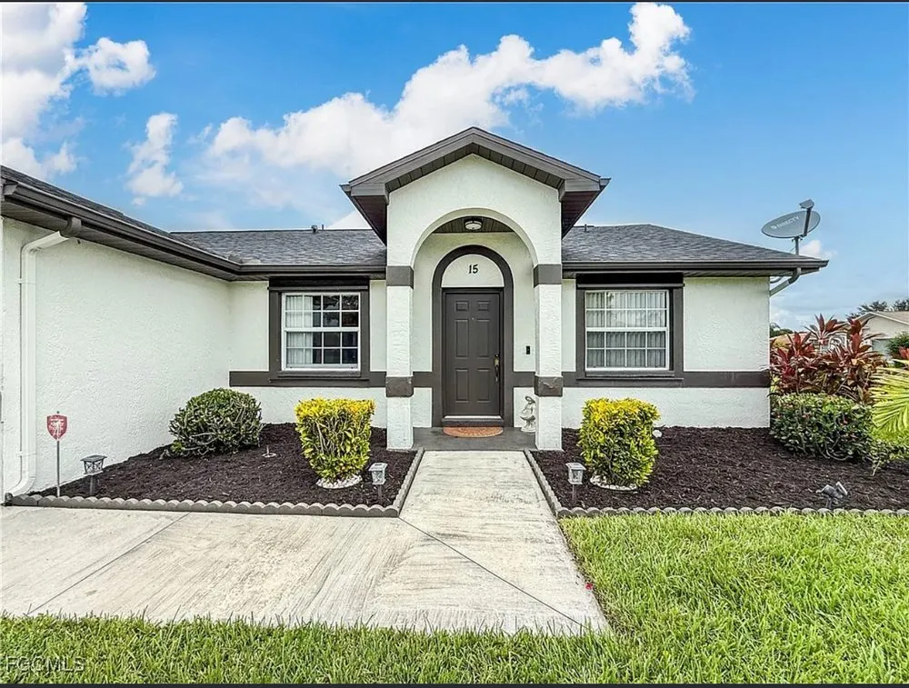 Trusted lawn care service experts serving Lehigh Acres, FL - Serenity Lawn And Landscaping