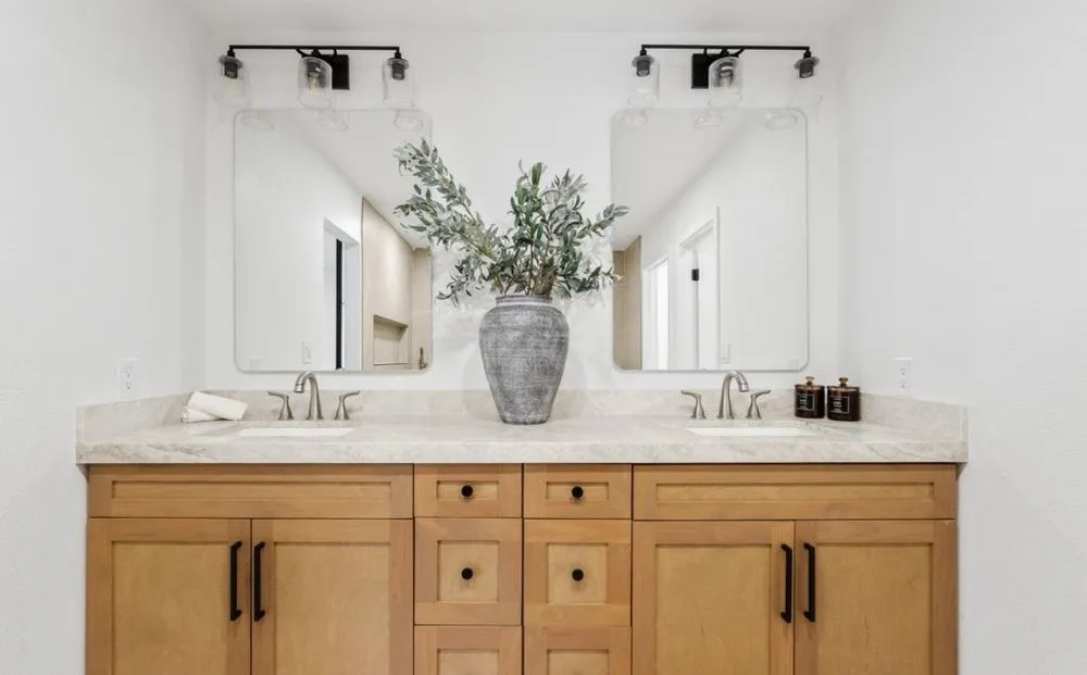 Professional outdoor landscaping experts serving Scottsdale, AZ - Serenity1 Home Builders