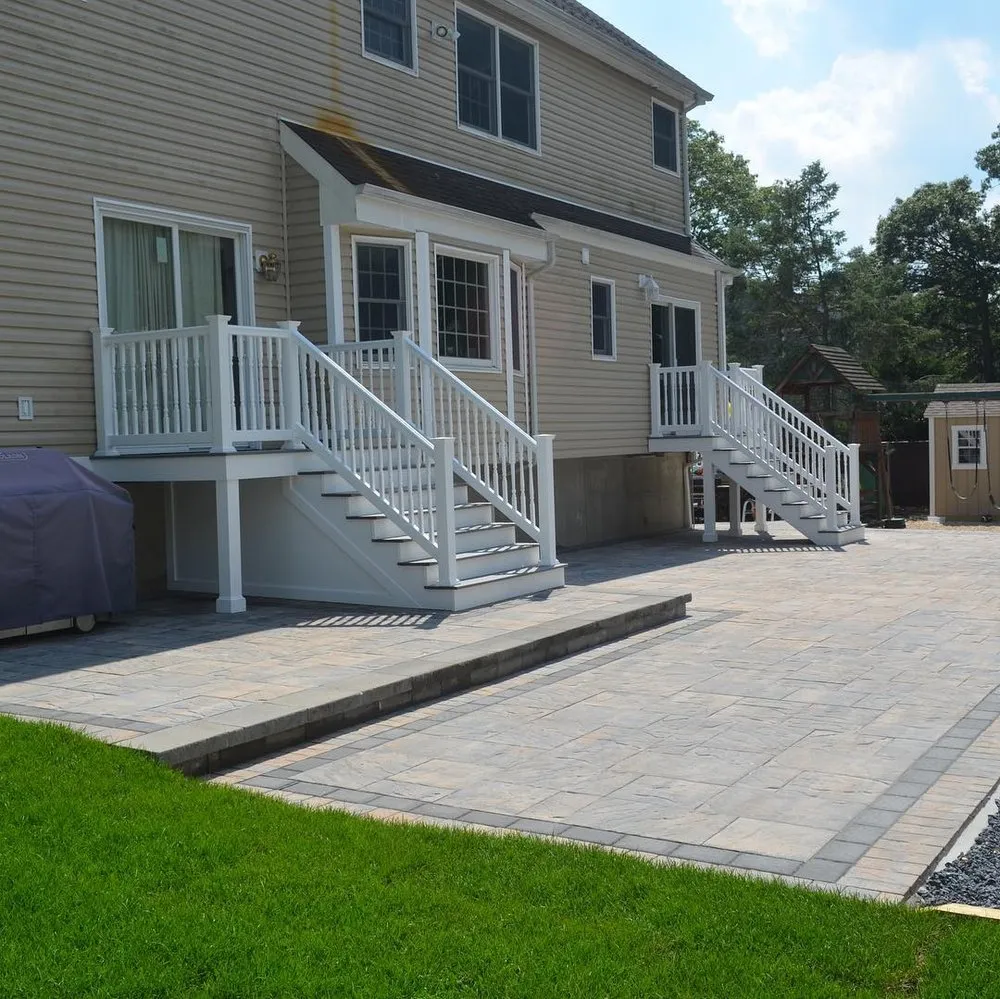 Custom yard maintenance experts serving St. James, NY - Serf & Turf Landscaping