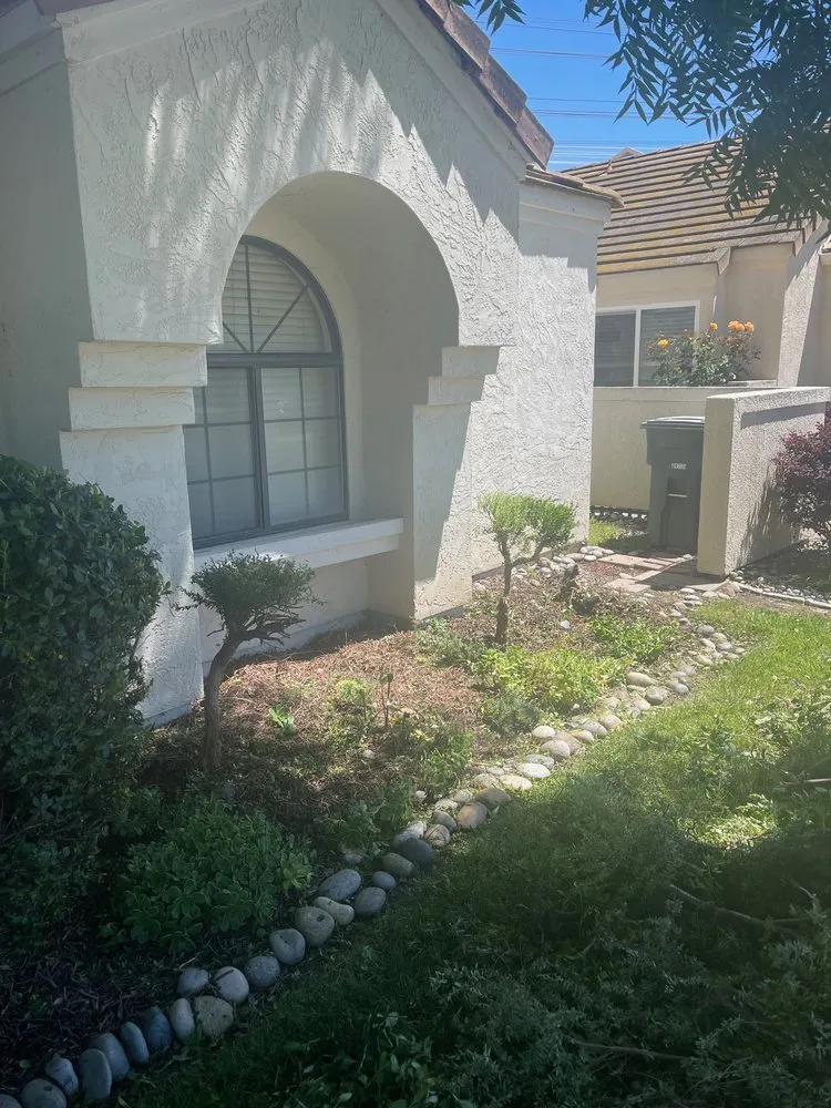 Custom garden landscaping experts serving Modesto, CA - Sergeant Green's Landscape Services