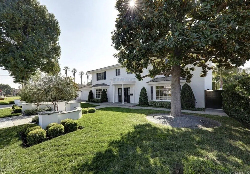 Local residential landscaping in Los Angeles, CA - Sergio Contreras Landscape