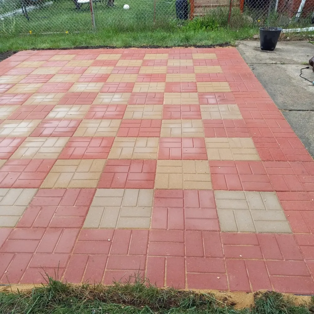 Professional garden landscaping for year-round maintenance across West Chicago, IL - Sergio Handyman