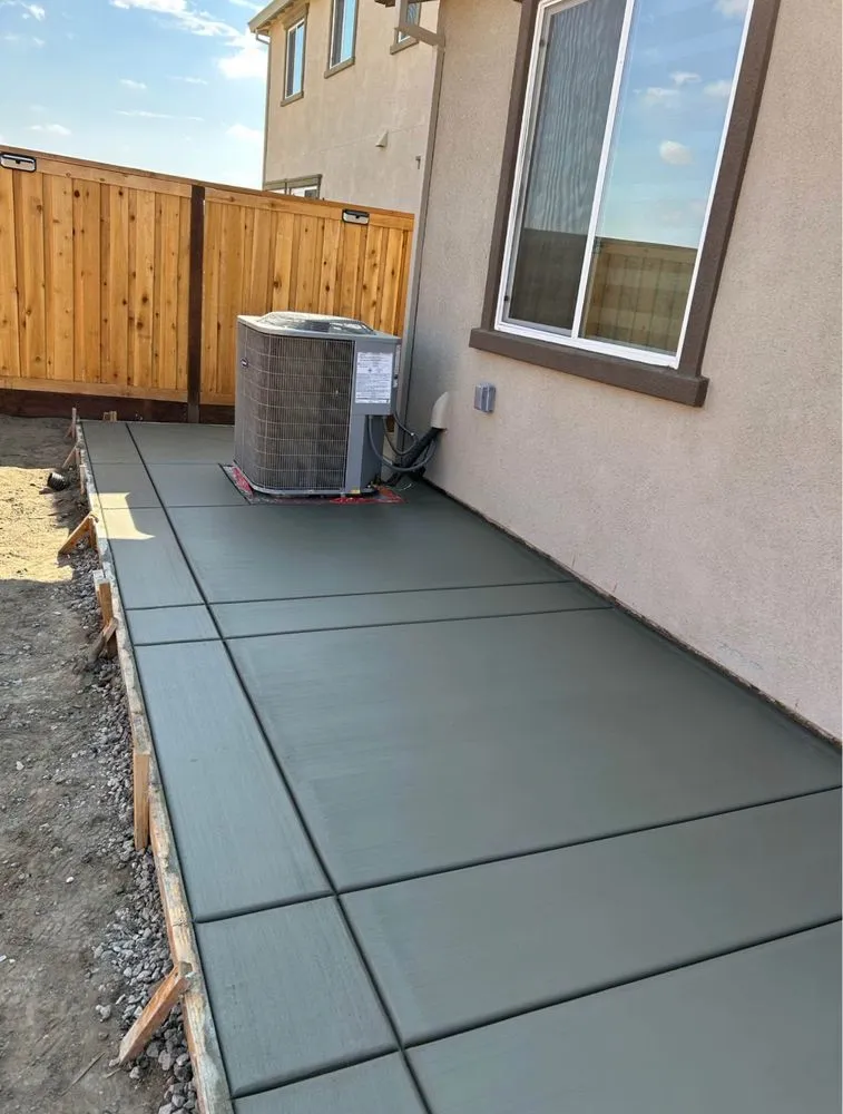 Top-rated lawn care service for year-round maintenance in Stockton, CA by Sergio Landscaping Contractor