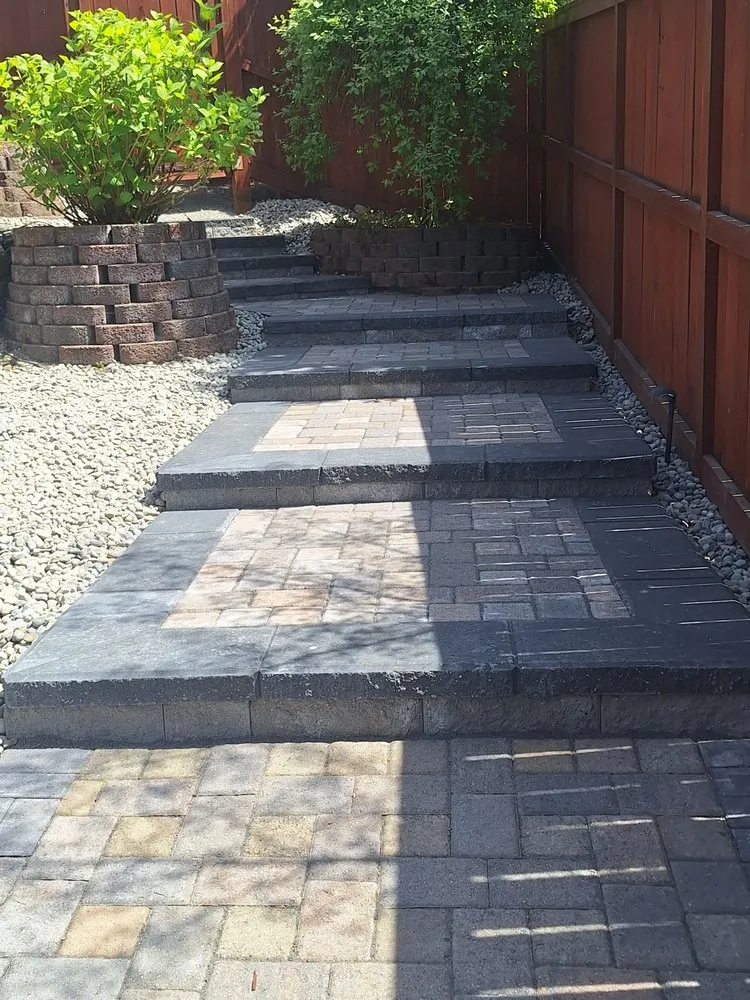 Expert garden landscaping in Enumclaw, WA - Sergio Landscaping