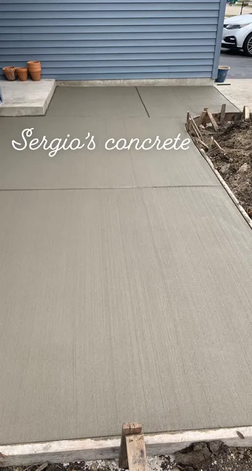 Professional lawn care service in Plano, IL - Sergio’s Landscaping & Concrete Service