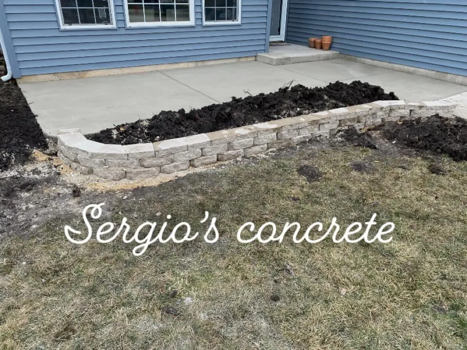 Custom garden landscaping for beautiful yards in Plano, IL by Sergio’s Landscaping & Concrete Service