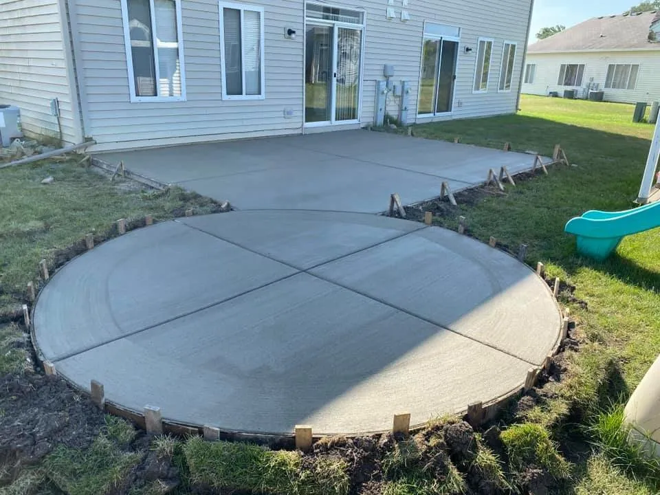 Expert landscape installation in Plano, IL by Sergio’s Landscaping & Concrete Service