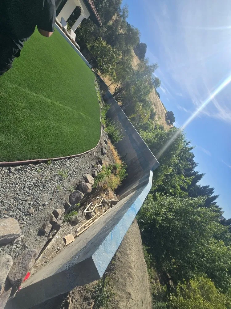 Expert lawn mowing service in East Palo Alto, CA - Sergio's Landscaping