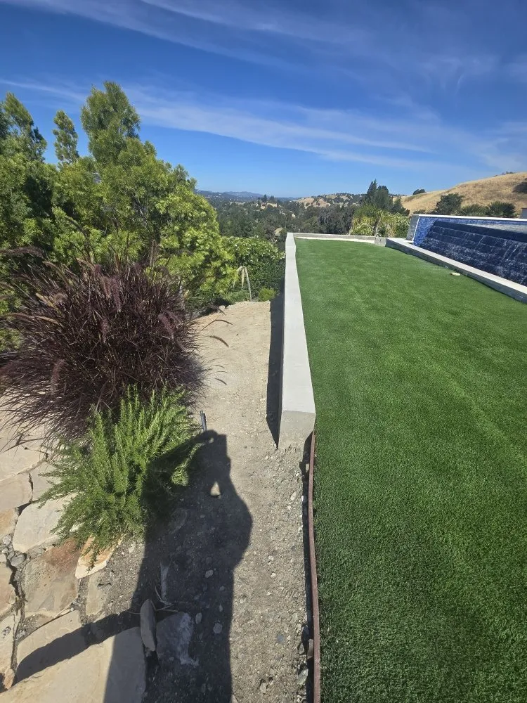 Local residential landscaping experts serving East Palo Alto, CA - Sergio's Landscaping