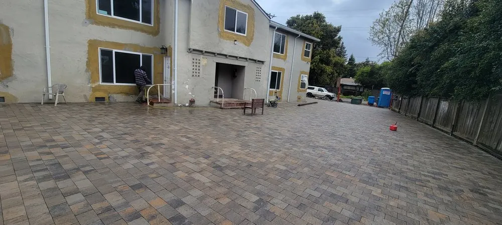 Top-rated lawn mowing service in East Palo Alto, CA - Sergio's Landscaping