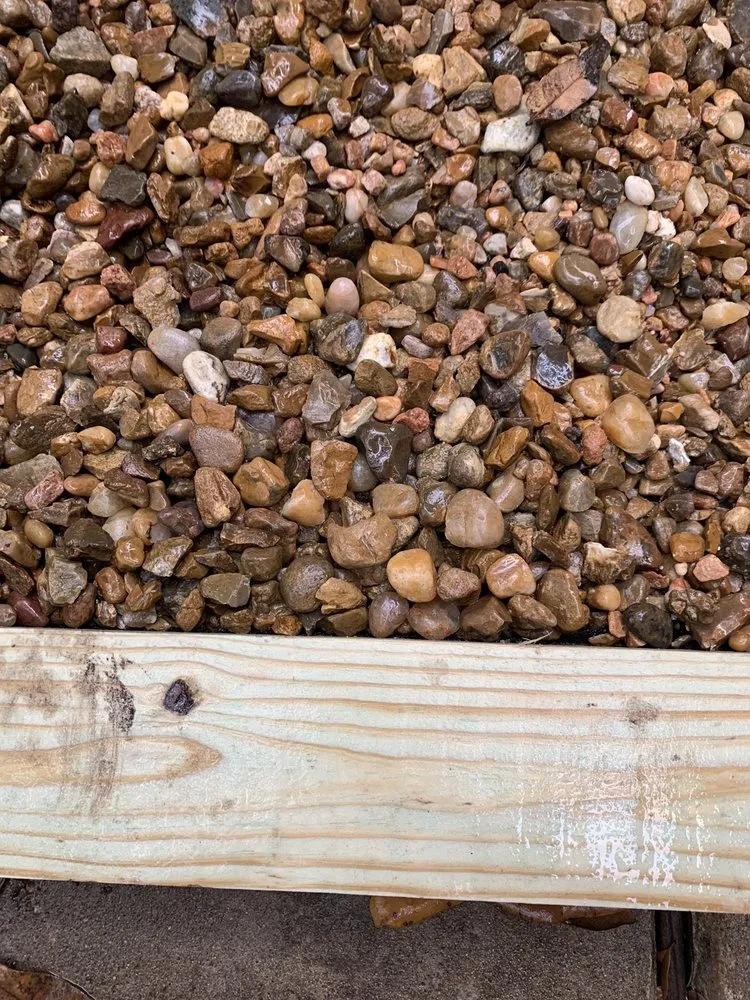 Expert garden landscaping for year-round maintenance in Pearland, TX by Serrano Landscape Supply Group