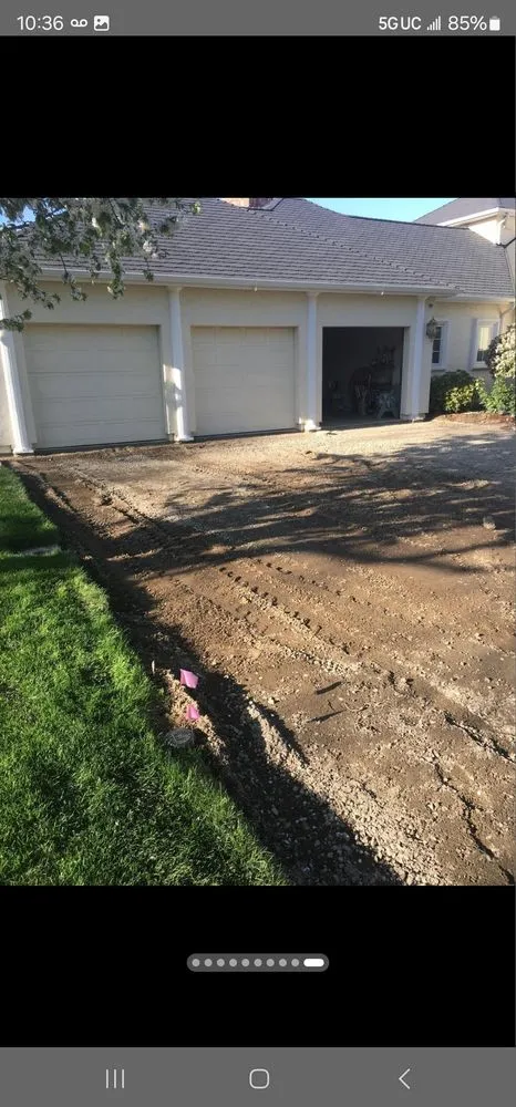 Expert lawn mowing service experts serving Sacramento, CA - Serrano's Landscaping