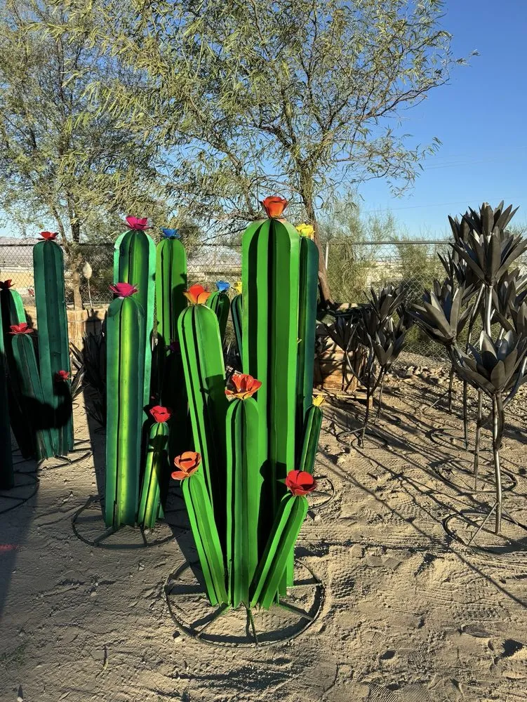 Reliable yard cleanup service for outdoor upgrades across Lake Havasu City, AZ - Serrano's Nursery