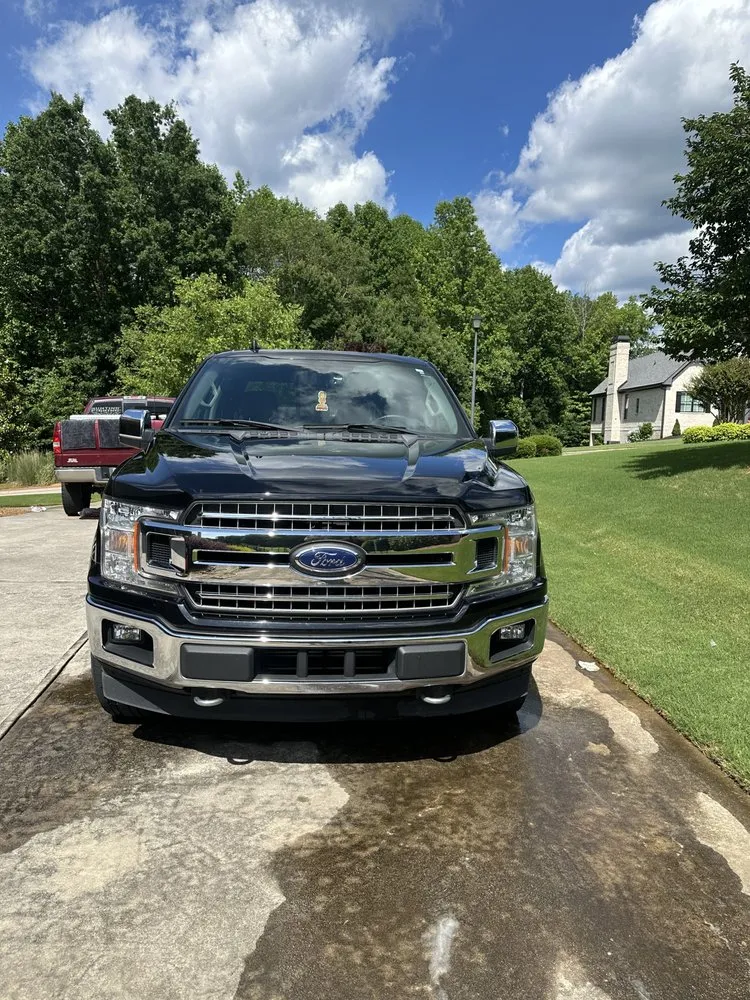 Professional outdoor landscaping in Carrollton, GA - Serrell Landscaping And Auto Detailing