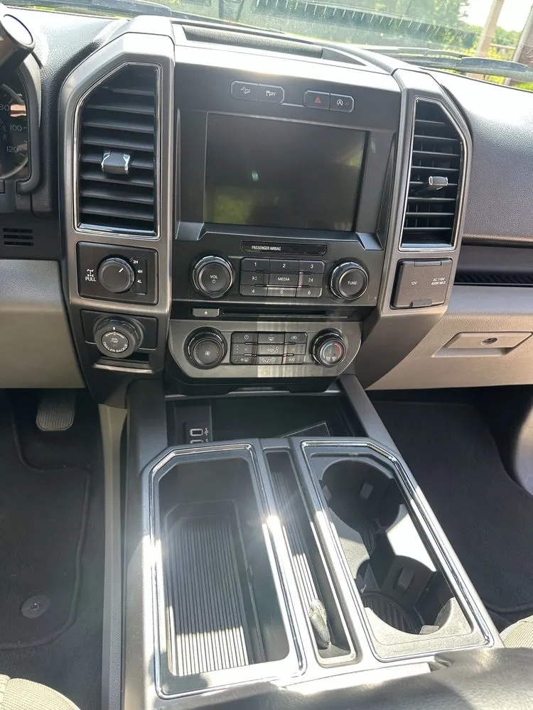 Custom yard cleanup service for beautiful yards across Carrollton, GA - Serrell Landscaping And Auto Detailing