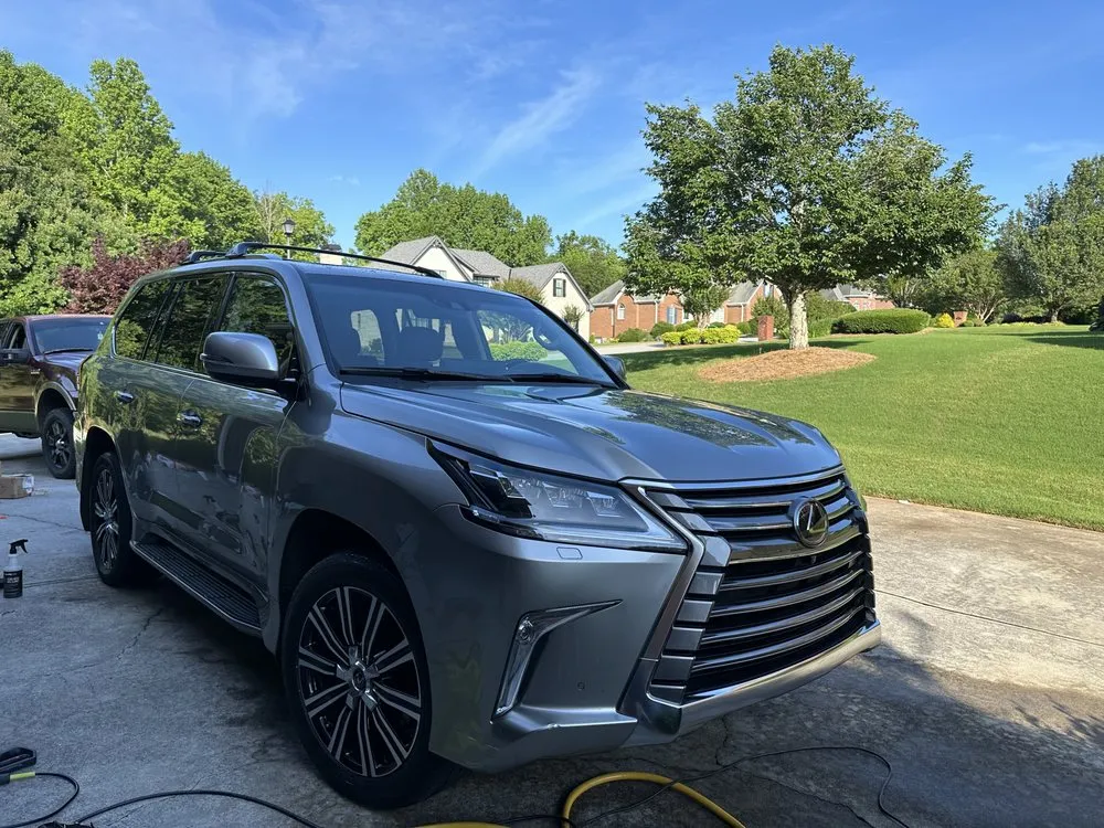 Local yard maintenance in Carrollton, GA - Serrell Landscaping And Auto Detailing