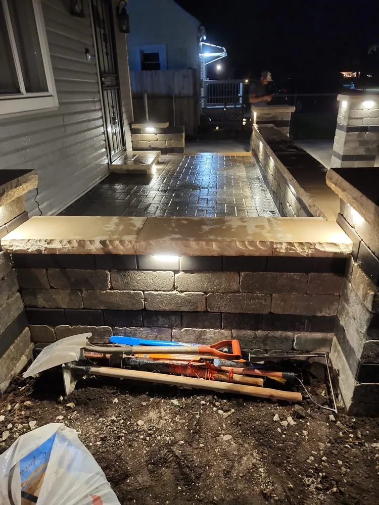 Trusted lawn care service in Shorewood, IL by Servando's landscaping