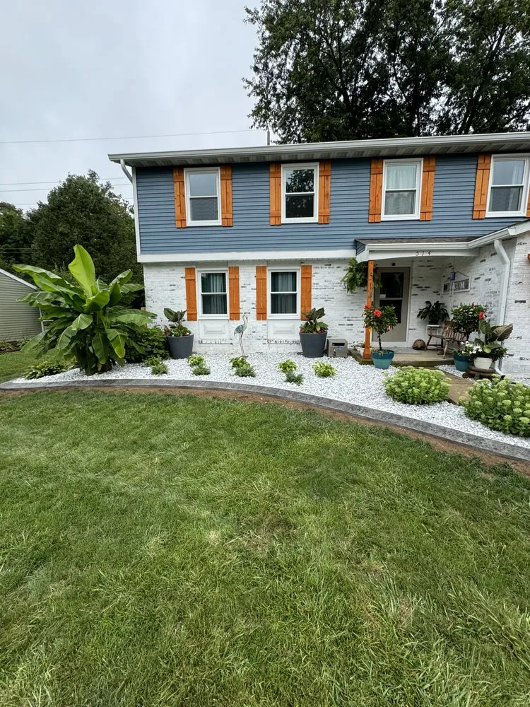 Expert lawn mowing service experts serving Indianapolis, IN - Serve Landscapes