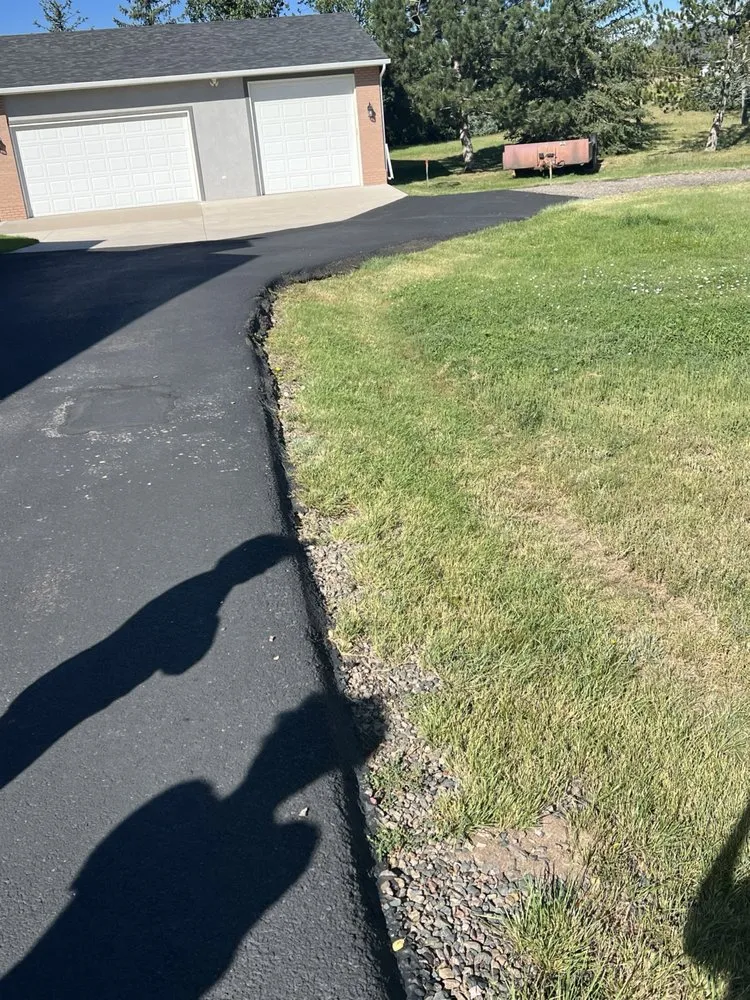 Expert yard cleanup service in Cheyenne, WY - Servi Alpha Lawn Care
