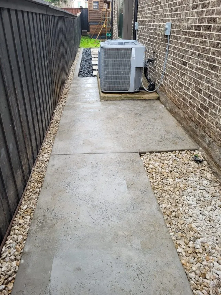 Top-rated lawn care service for residential properties across Denton, TX - Servi Contruction Jimenez