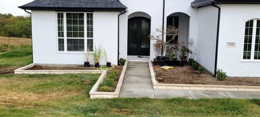 Trusted lawn mowing service in Denton, TX by Servi Contruction Jimenez