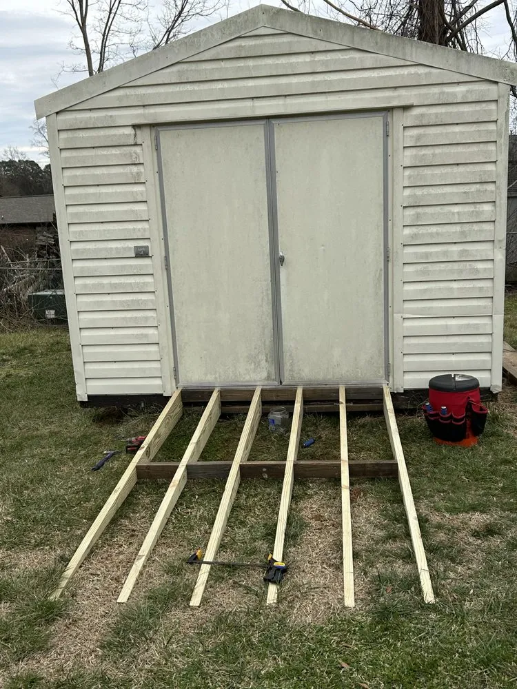 Local outdoor landscaping for beautiful yards in Maiden, NC by Service Junkie