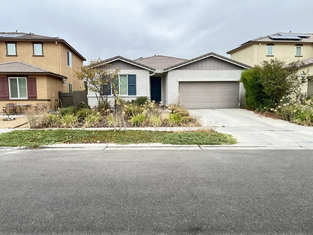 Reliable yard cleanup service experts serving Marysville, CA - Service Squad