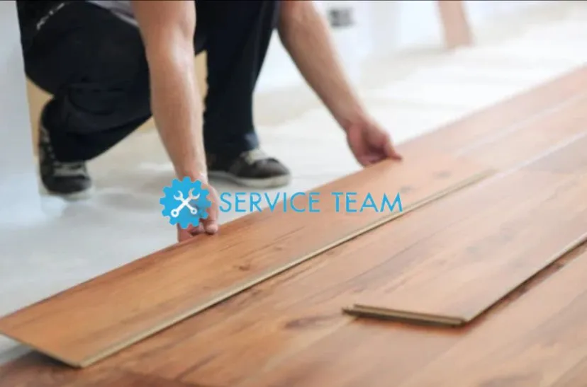 Custom lawn care service for homes in Akron, OH by Service Team