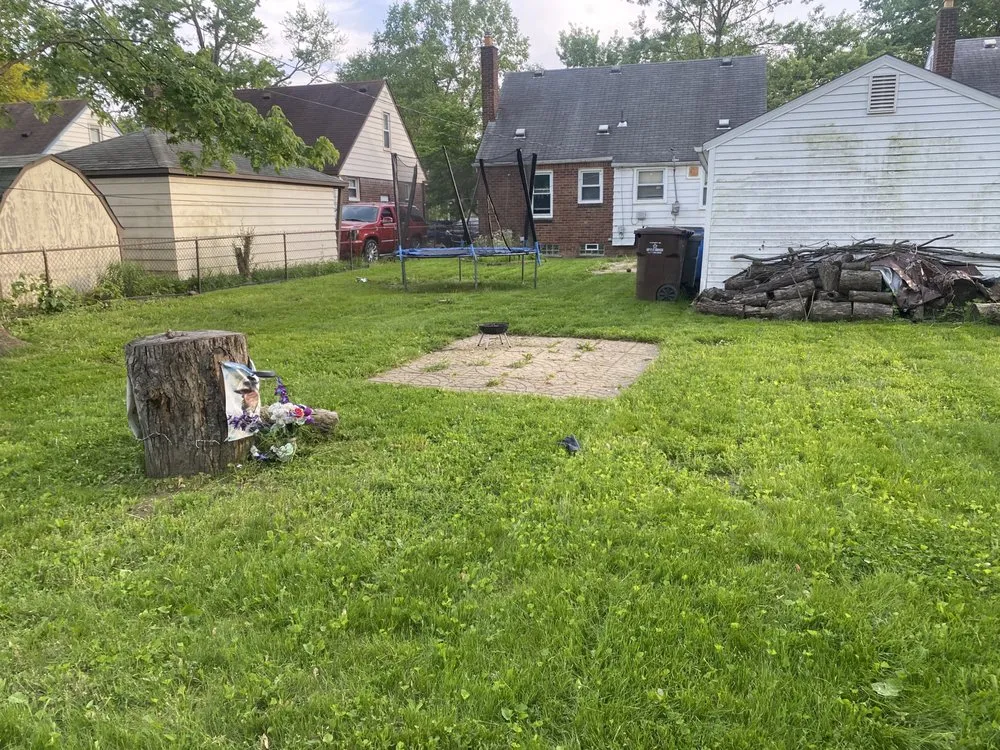 Local lawn care service experts serving Inkster, MI - Service with A Purpose Lawn Care