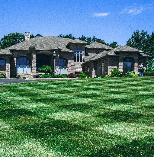 Top-rated lawn mowing service in Saint Augustine, FL - ServiceTopia Home Services