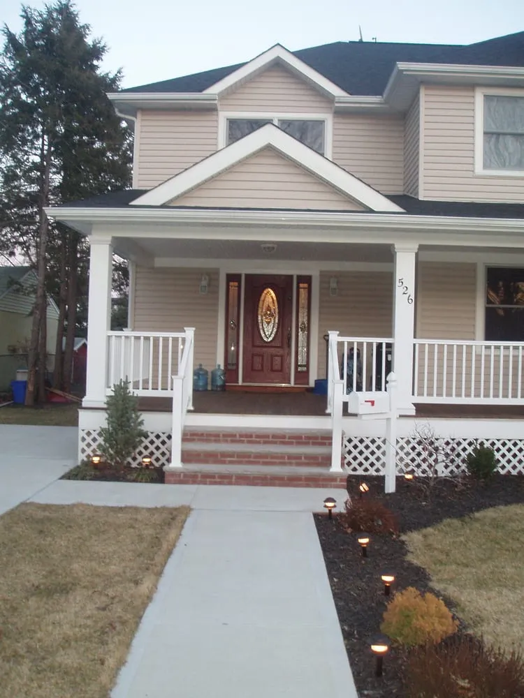 Expert outdoor landscaping in Staten Island, NY by Servidio Building