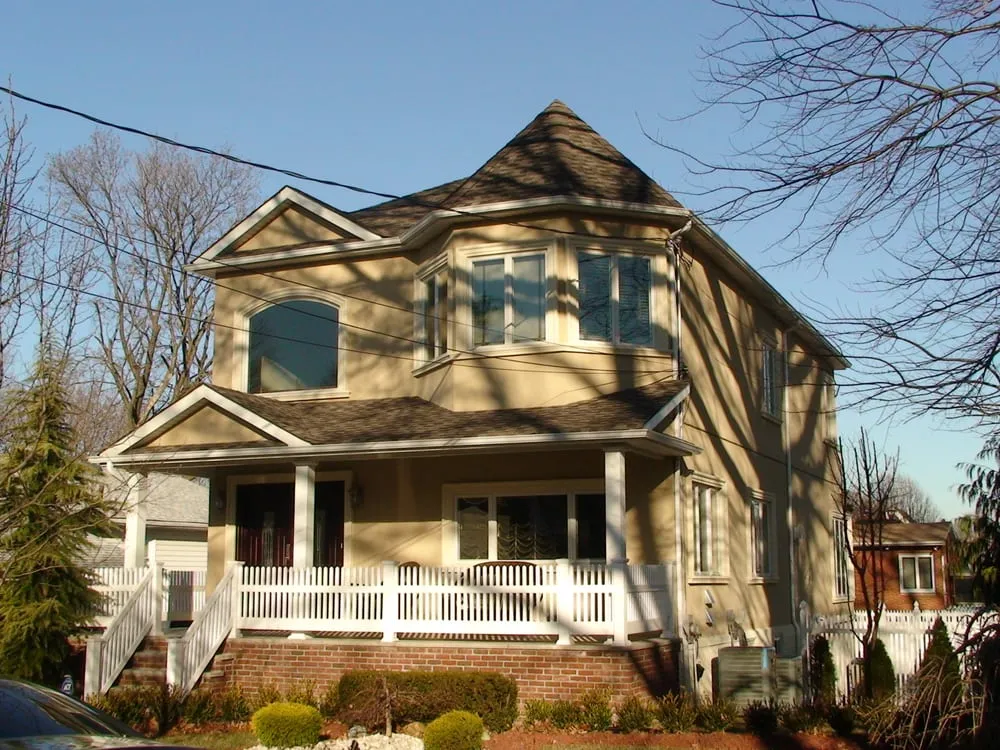 Top-rated outdoor landscaping for homes in Staten Island, NY by Servidio Building