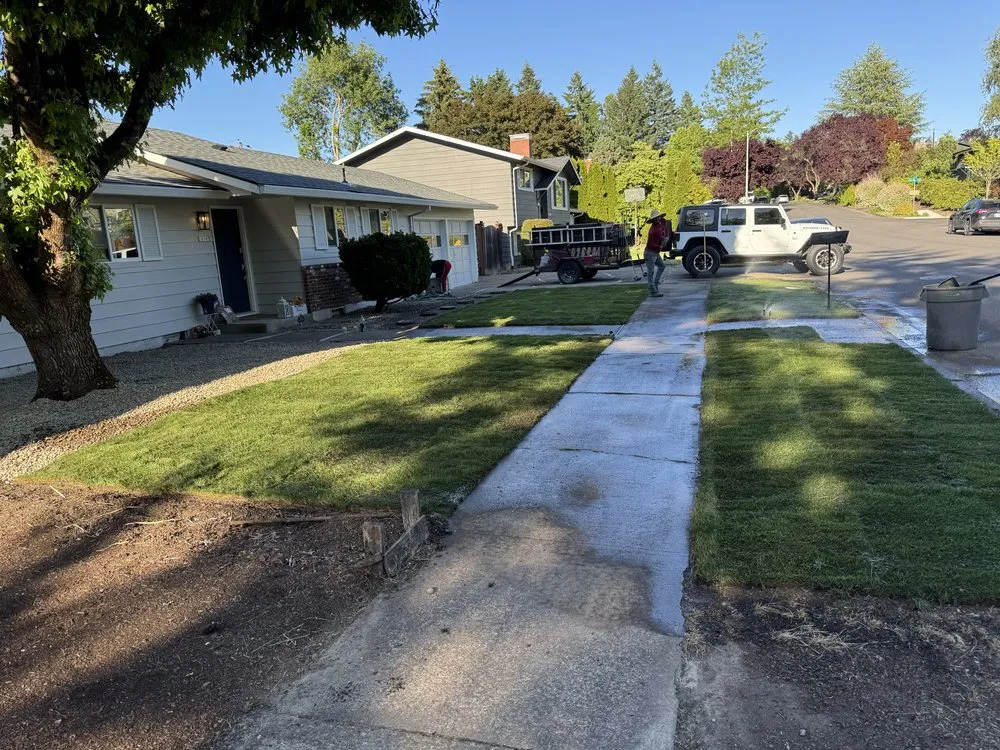 Reliable yard cleanup service in Beaverton, OR - Servin Landscaping