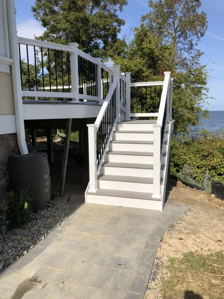 Professional residential landscaping for homes across Lanham, MD - Servi­n Landscaping