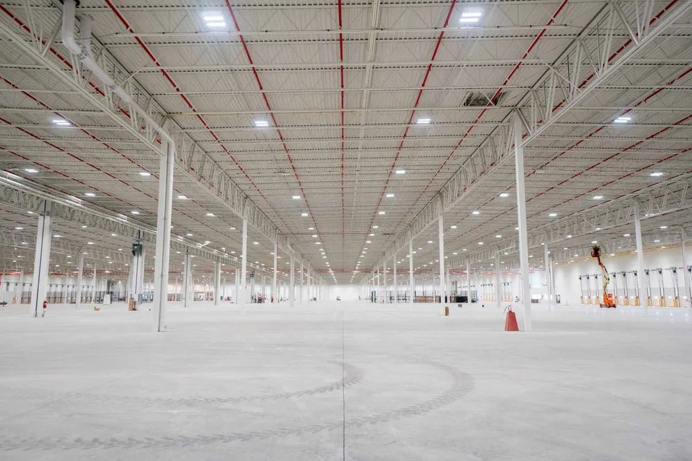 Affordable lawn care service near you in Elkhorn, WI by SES Facility Services