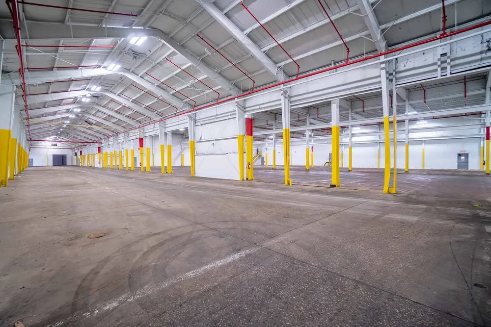 Local lawn care service experts serving Elkhorn, WI - SES Facility Services