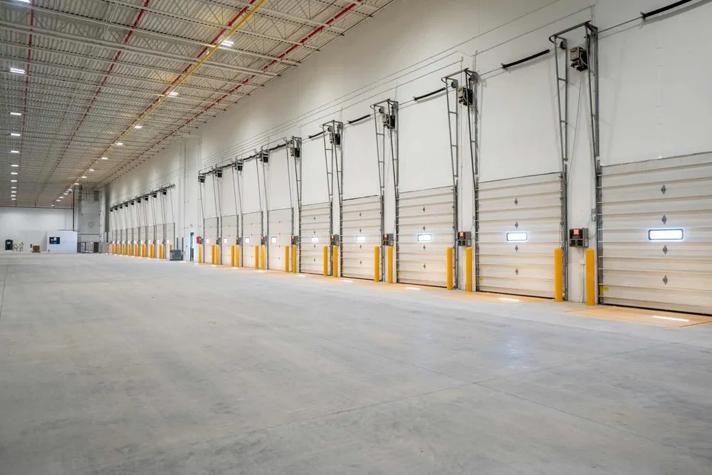 Expert yard maintenance for beautiful yards across Elkhorn, WI - SES Facility Services