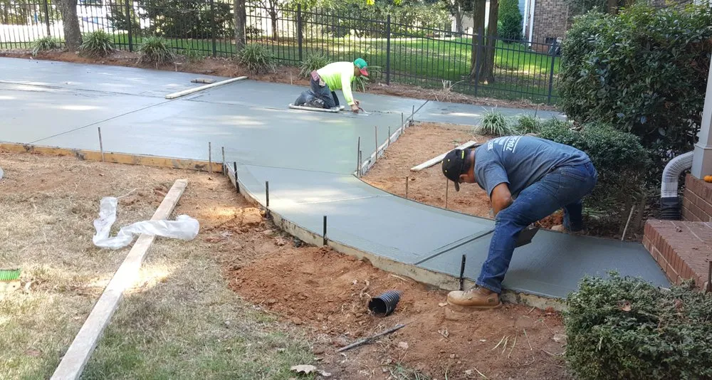 Professional yard cleanup service experts serving Salisbury, NC - Set In Stone