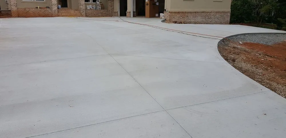 Custom garden landscaping for beautiful yards in Salisbury, NC by Set In Stone