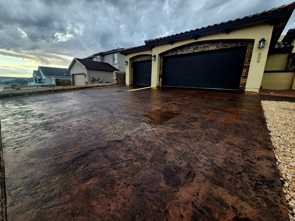 Reliable lawn mowing service for residential properties across El Paso, TX - Setcon Xeriscaping