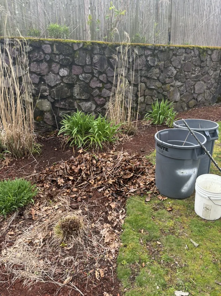 Custom lawn care service experts serving Woburn, MA - Sette Bello Landscaping