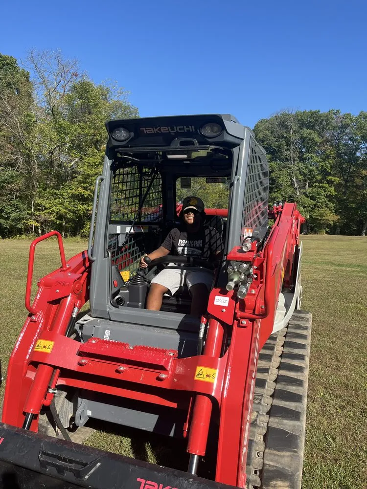 Top-rated outdoor landscaping in Reynoldsburg, OH by Seven J Home And Lawn