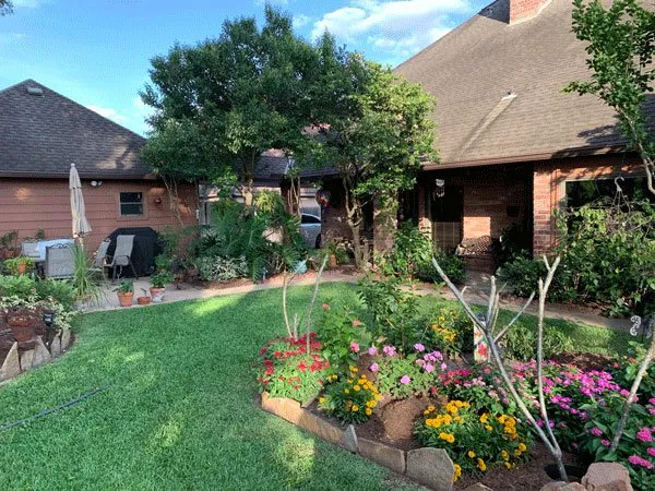 Expert yard maintenance for year-round maintenance in Spring, TX by Seventree Landscaping