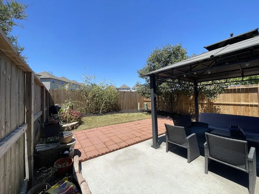 Top-rated outdoor landscaping experts serving Spring, TX - Seventree Landscaping