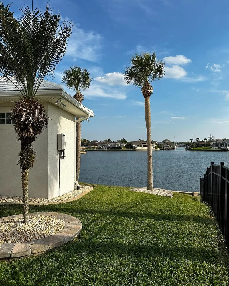 Trusted outdoor landscaping in New Smyrna Beach, FL by Seward Services