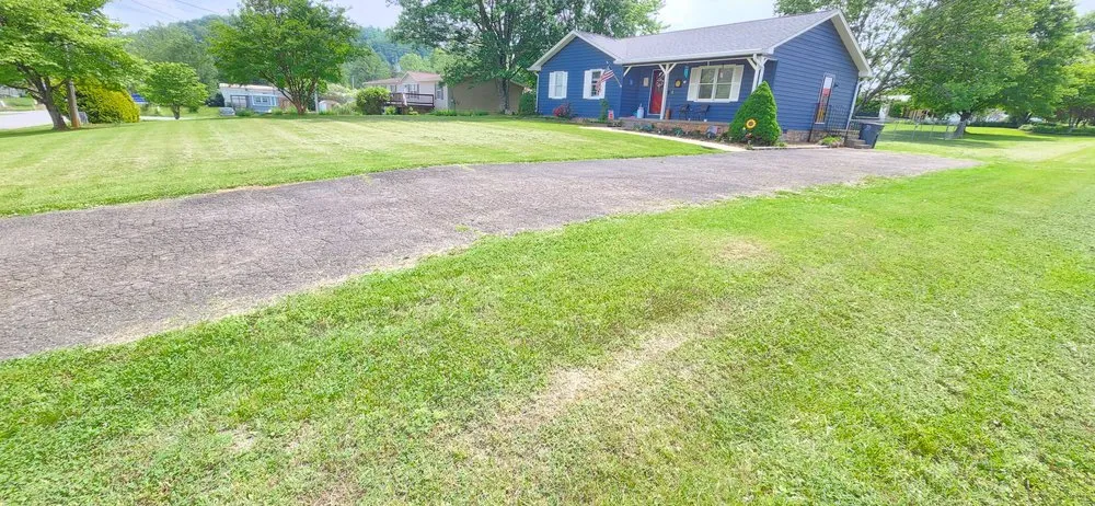 Custom lawn mowing service for beautiful yards across Church Hill, TN - Sexton Specialty Lawn Services